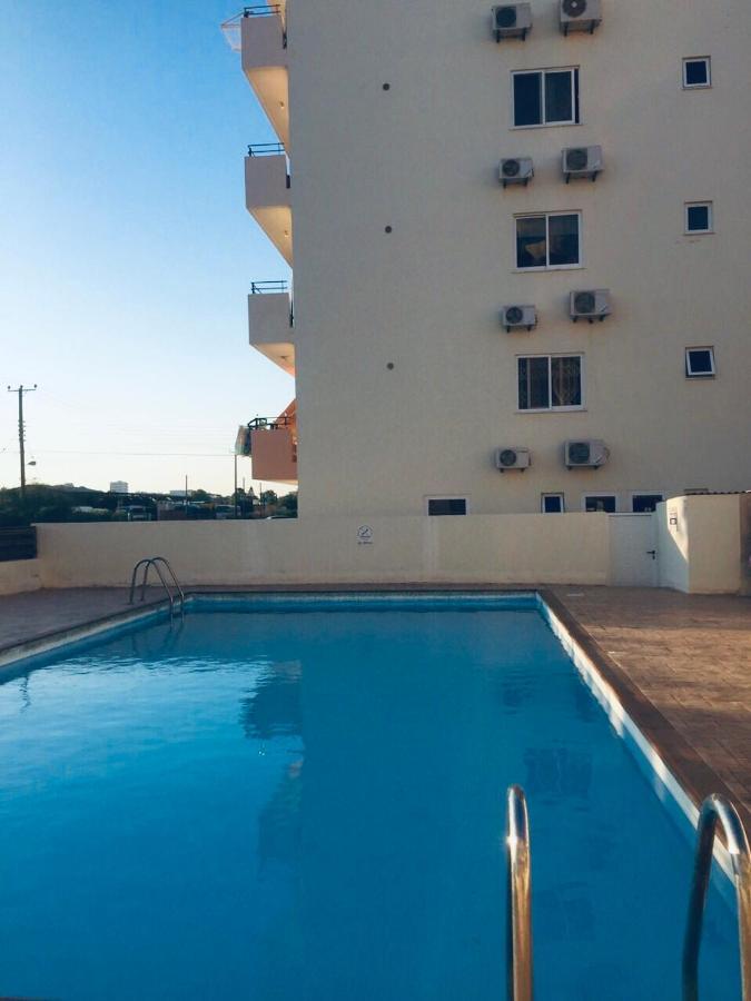 Pool Apartment Lárnaka Eksteriør bilde